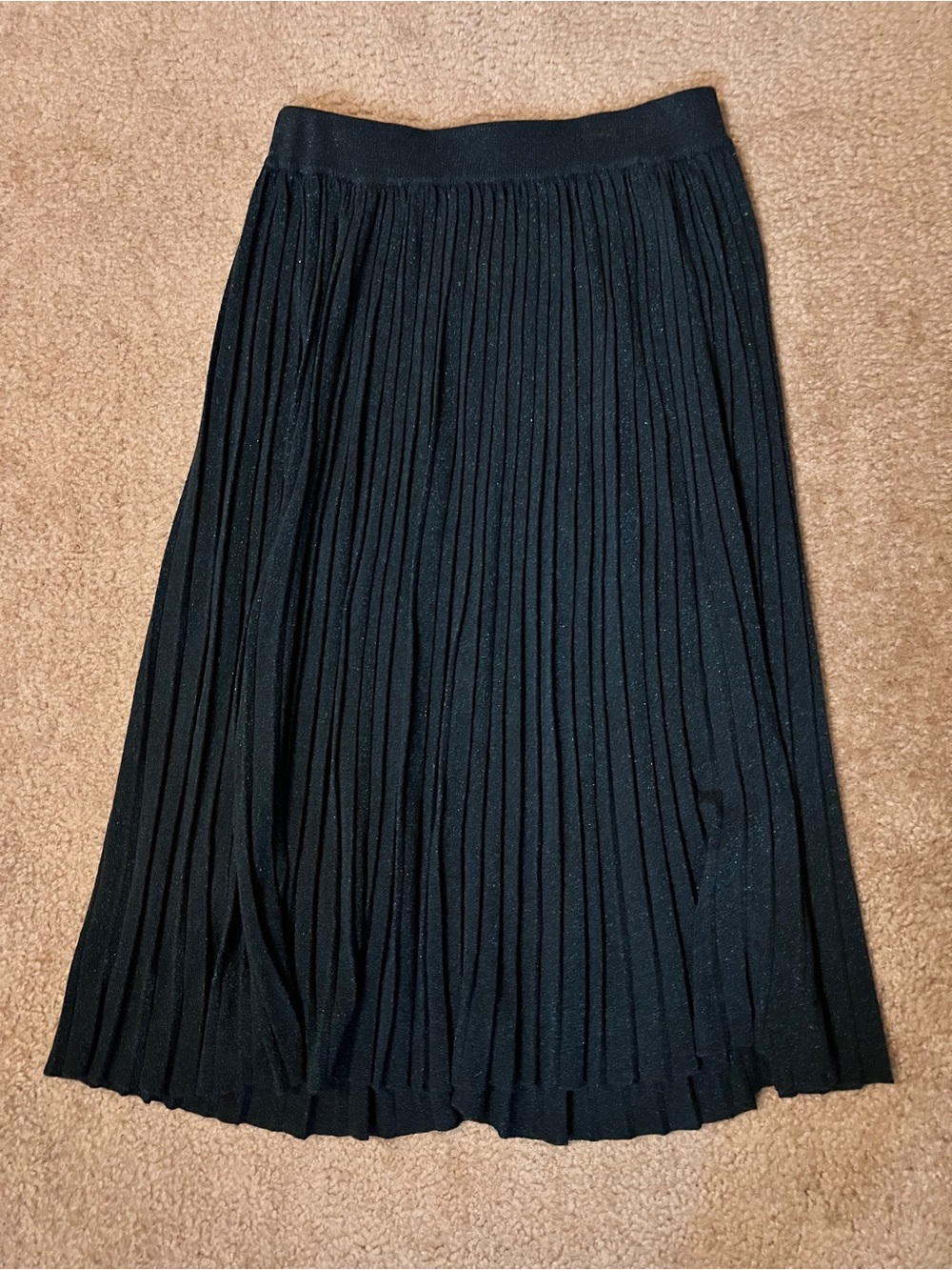 Women’s H&M Green Pleated Skirt